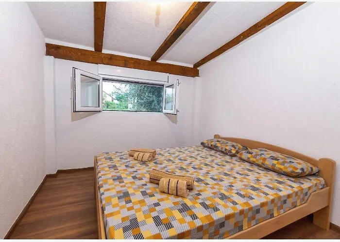 Maslina * Podgoriçe